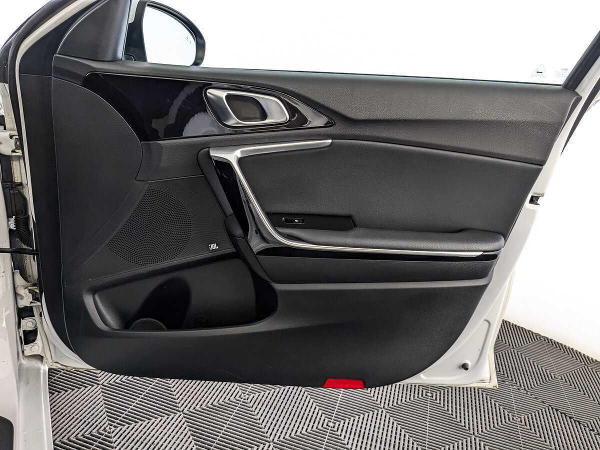 Kia Ceed, 2019 Фото №20