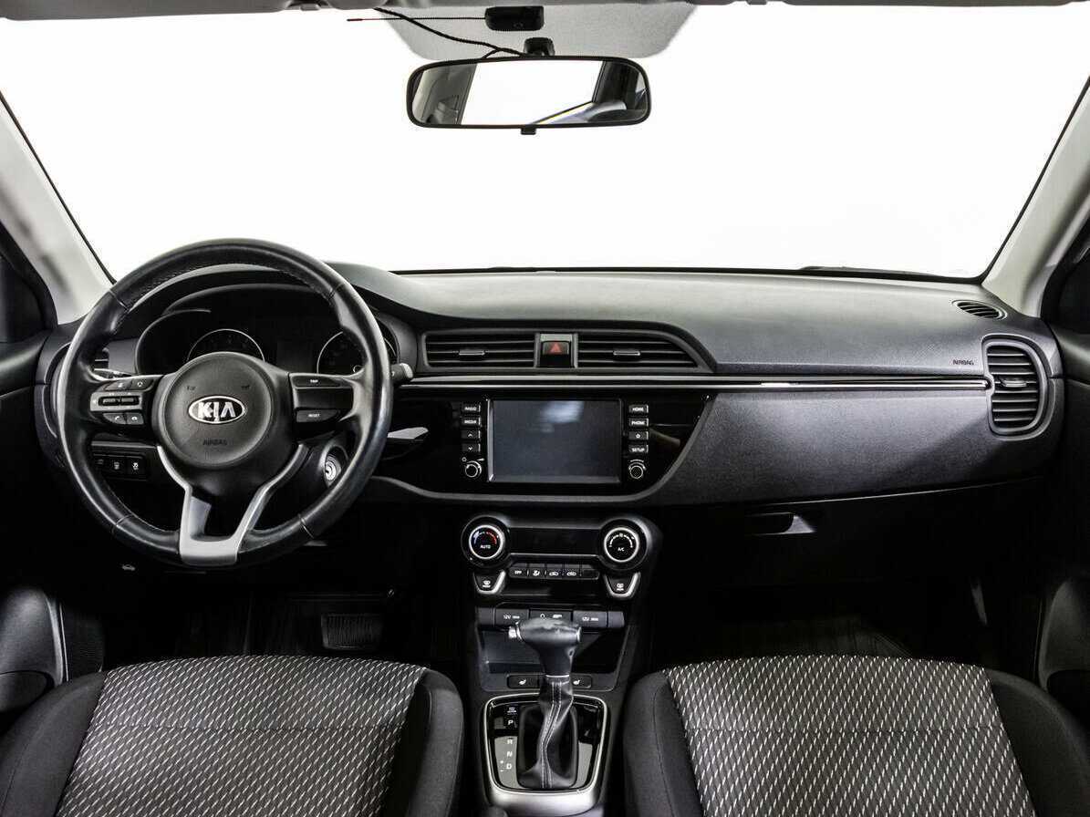 Kia Rio, 2018 Фото №13
