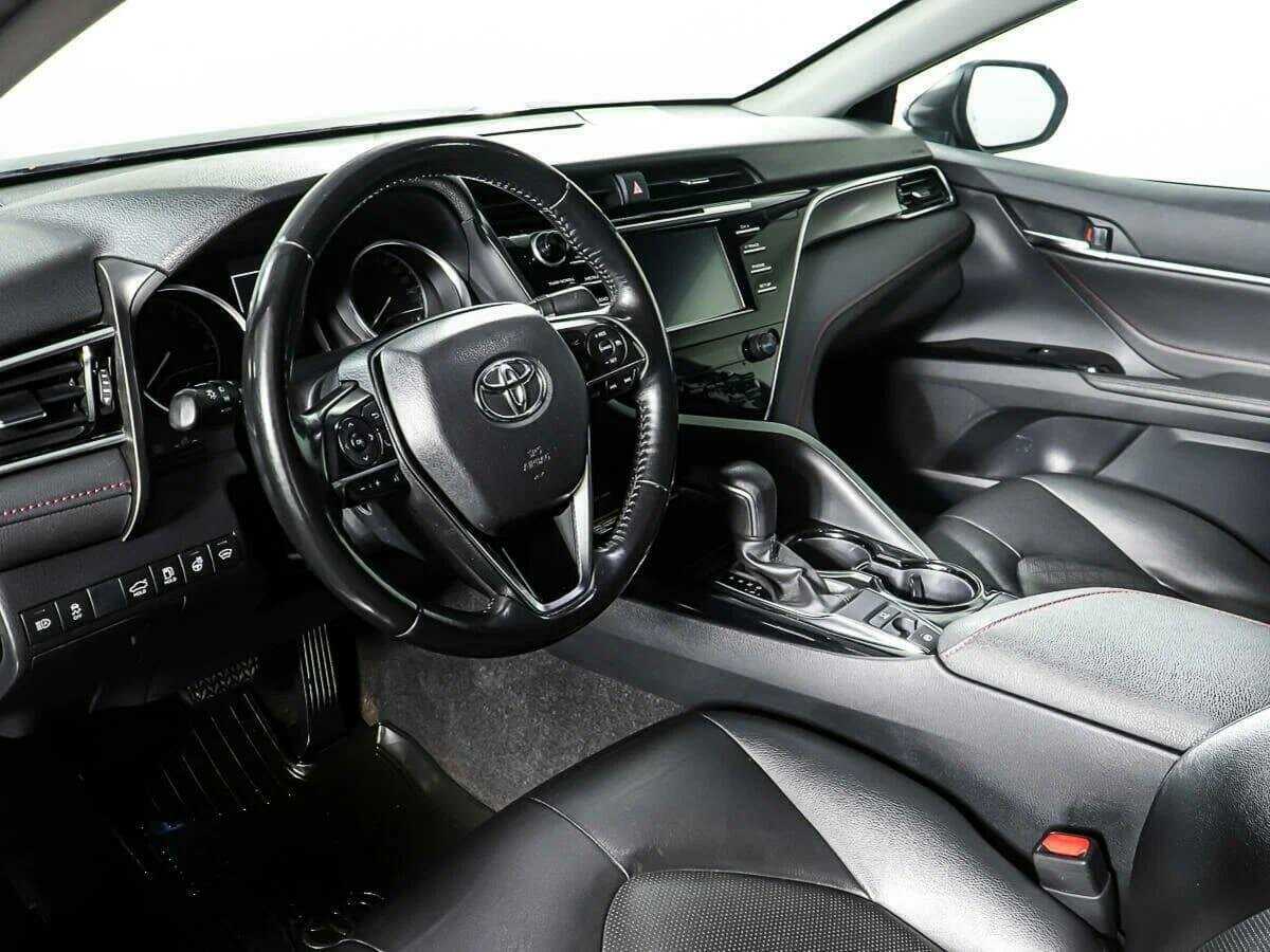 Toyota Camry, 2020 Фото №14