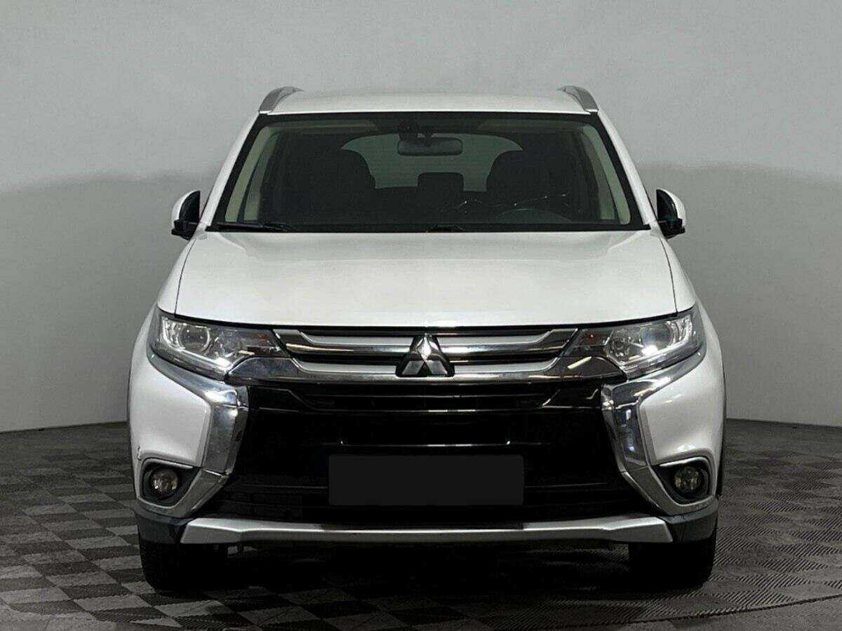 Mitsubishi Outlander, 2018 Фото №2