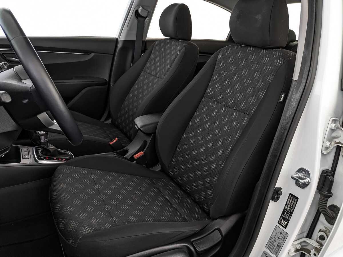 Kia Rio, 2018 Фото №18