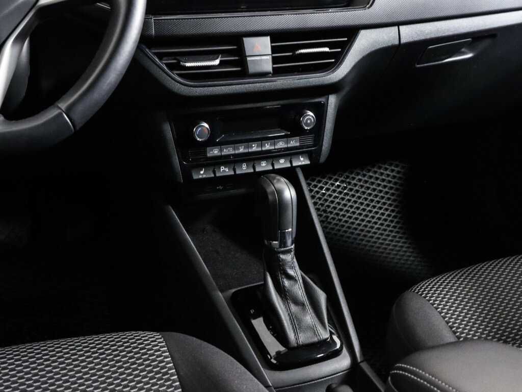 Volkswagen Polo, 2021 Фото №10