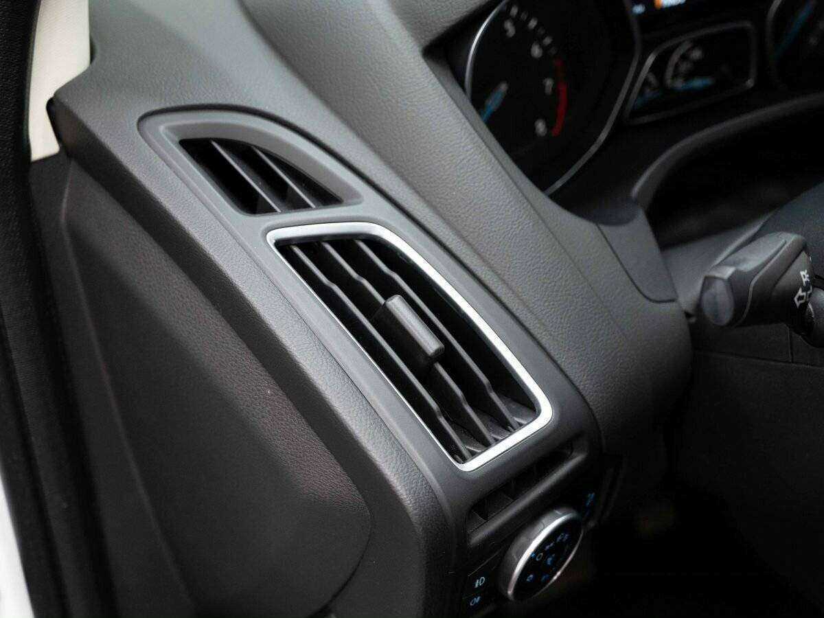 Ford Focus, 2016 Фото №20