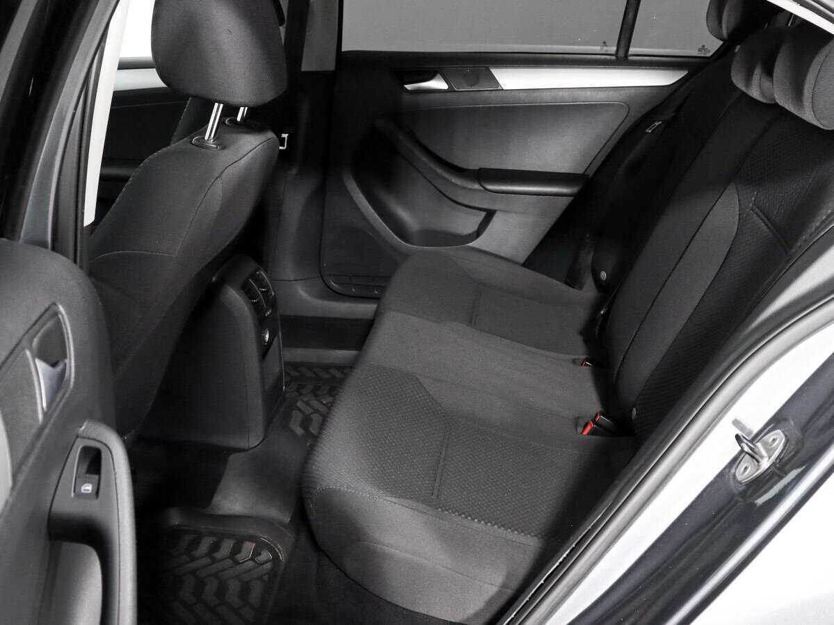 Volkswagen Jetta, 2012 Фото №10