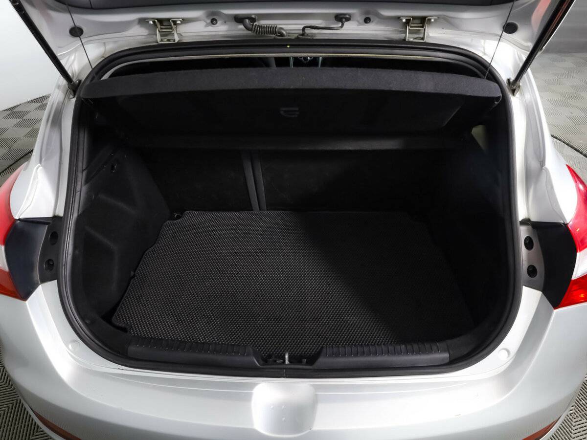 Hyundai i30 II, 2013 Фото №22