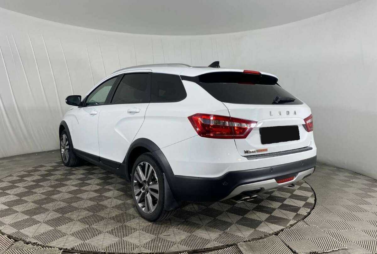 Lada (ВАЗ) Vesta SW, 2021 Фото №7