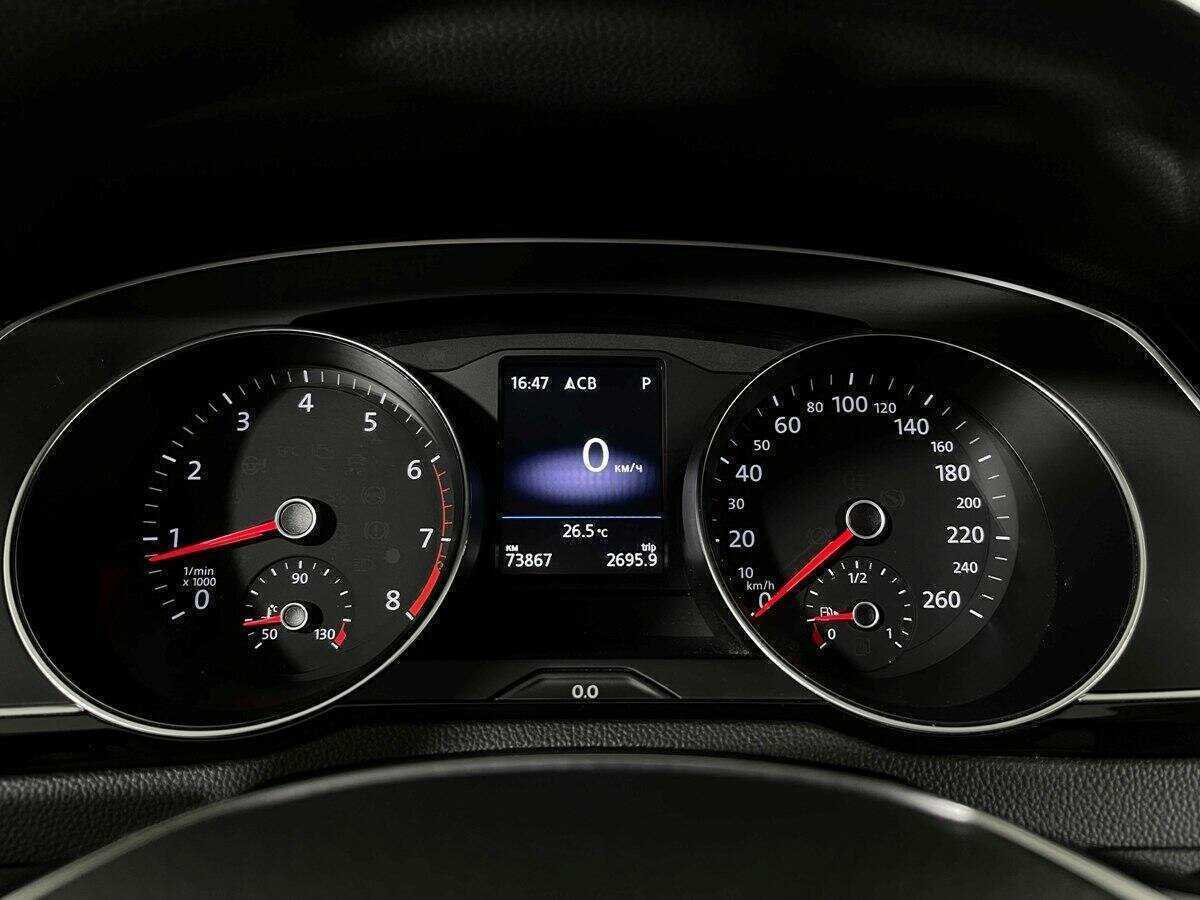 Volkswagen Passat, 2018 Фото №9