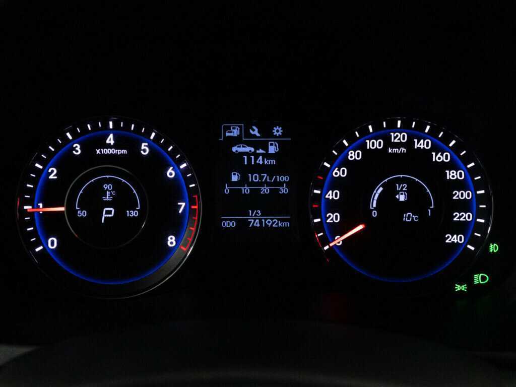 Hyundai i40, 2015 Фото №12