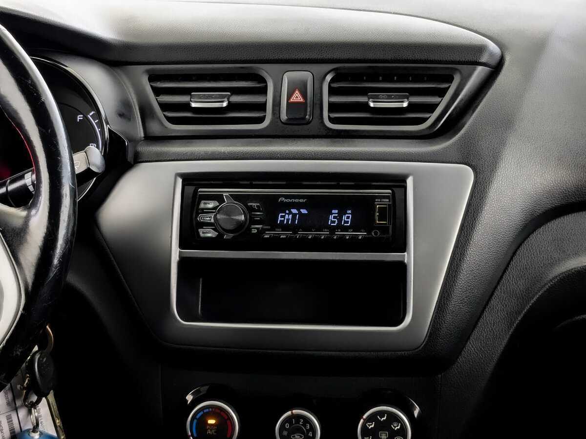 Kia Rio, 2015 Фото №13