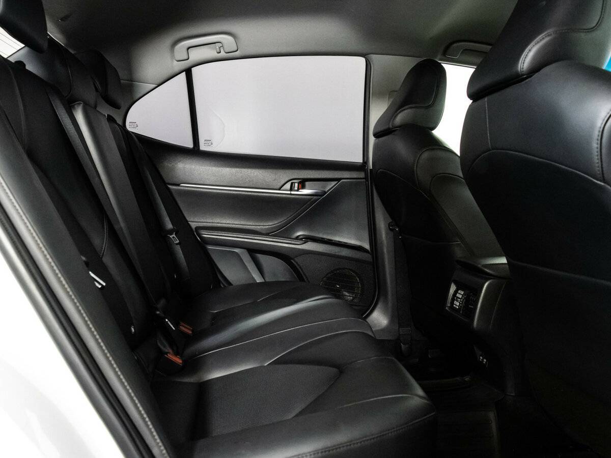 Toyota Camry, 2018 Фото №19