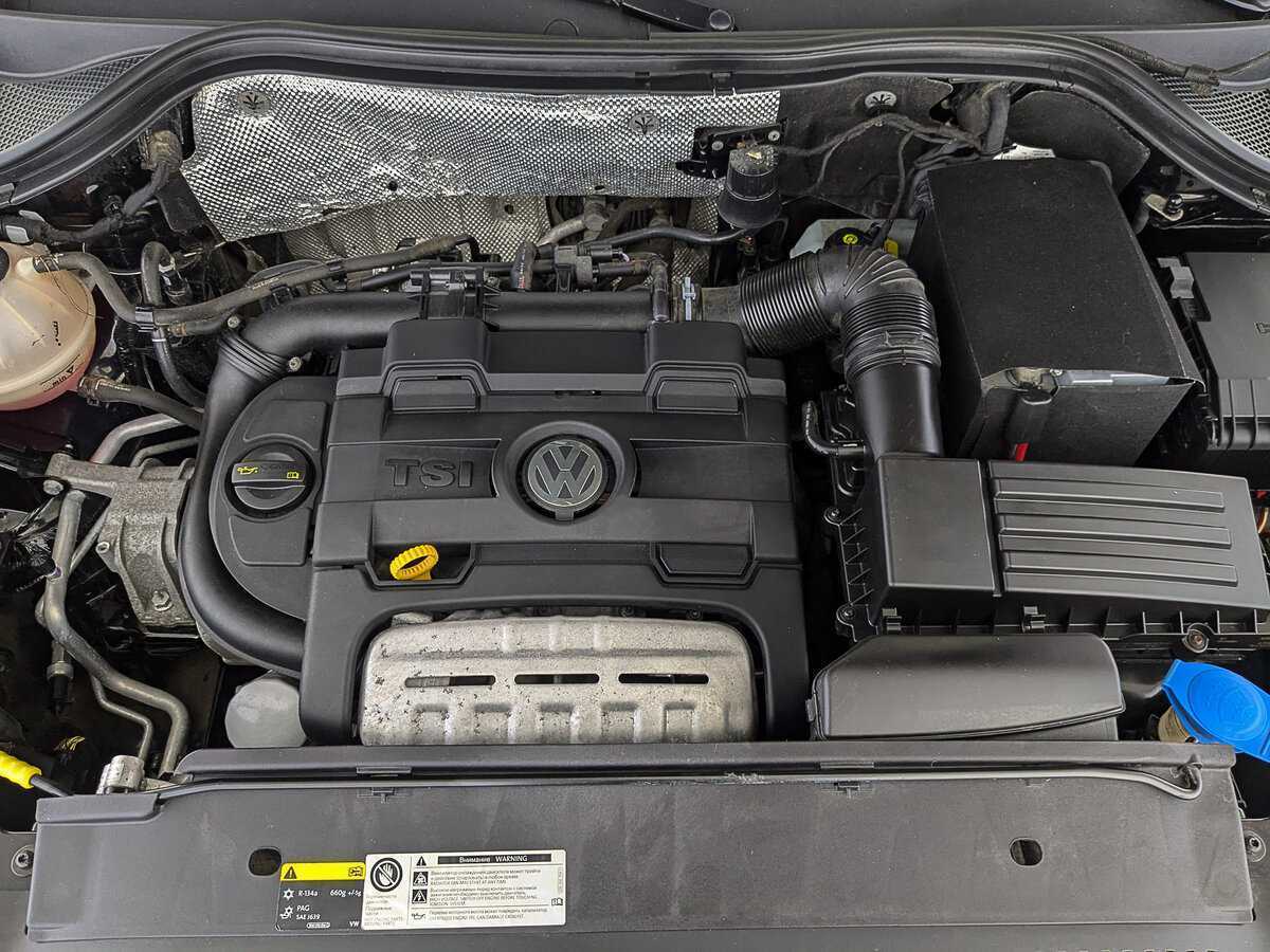 Volkswagen Tiguan, 2015 Фото №9