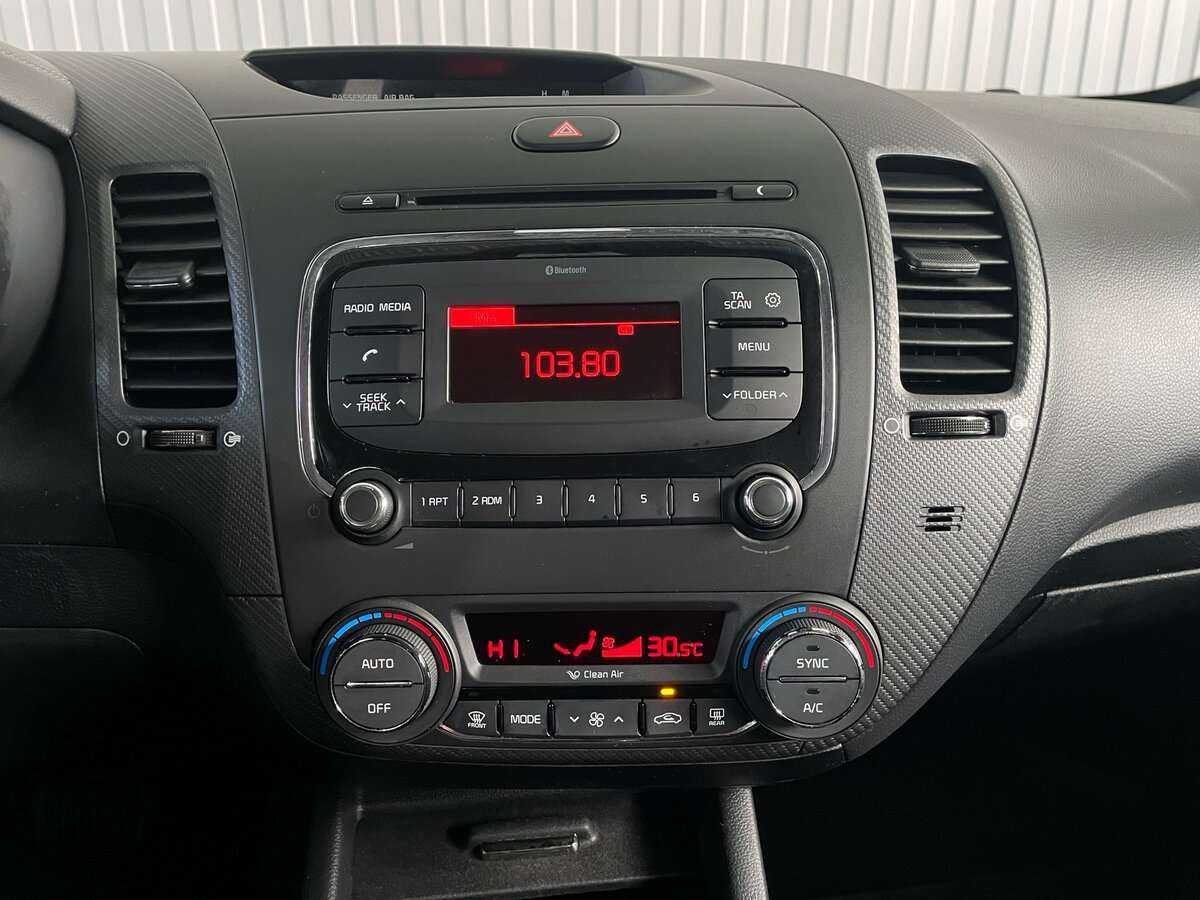 Kia Cerato, 2017 Фото №12