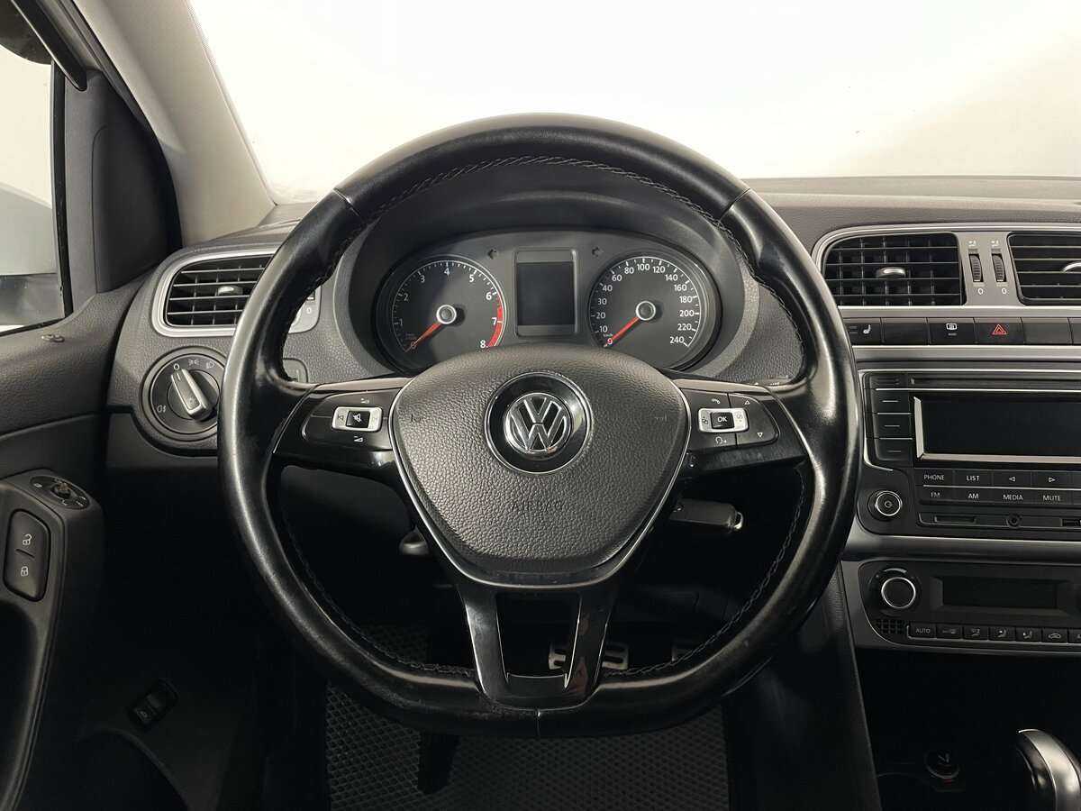 Volkswagen Polo, 2016 Фото №10