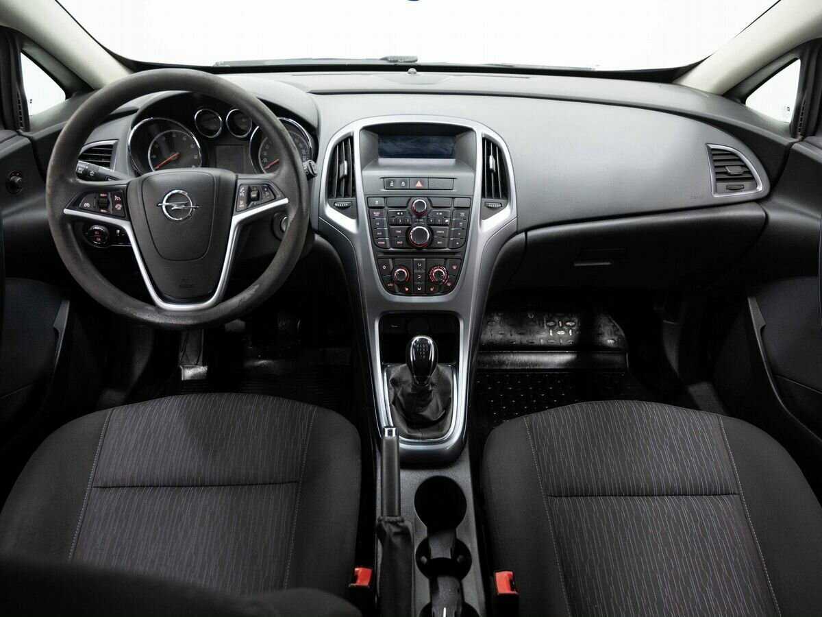 Opel Astra GTC, 2013 Фото №12