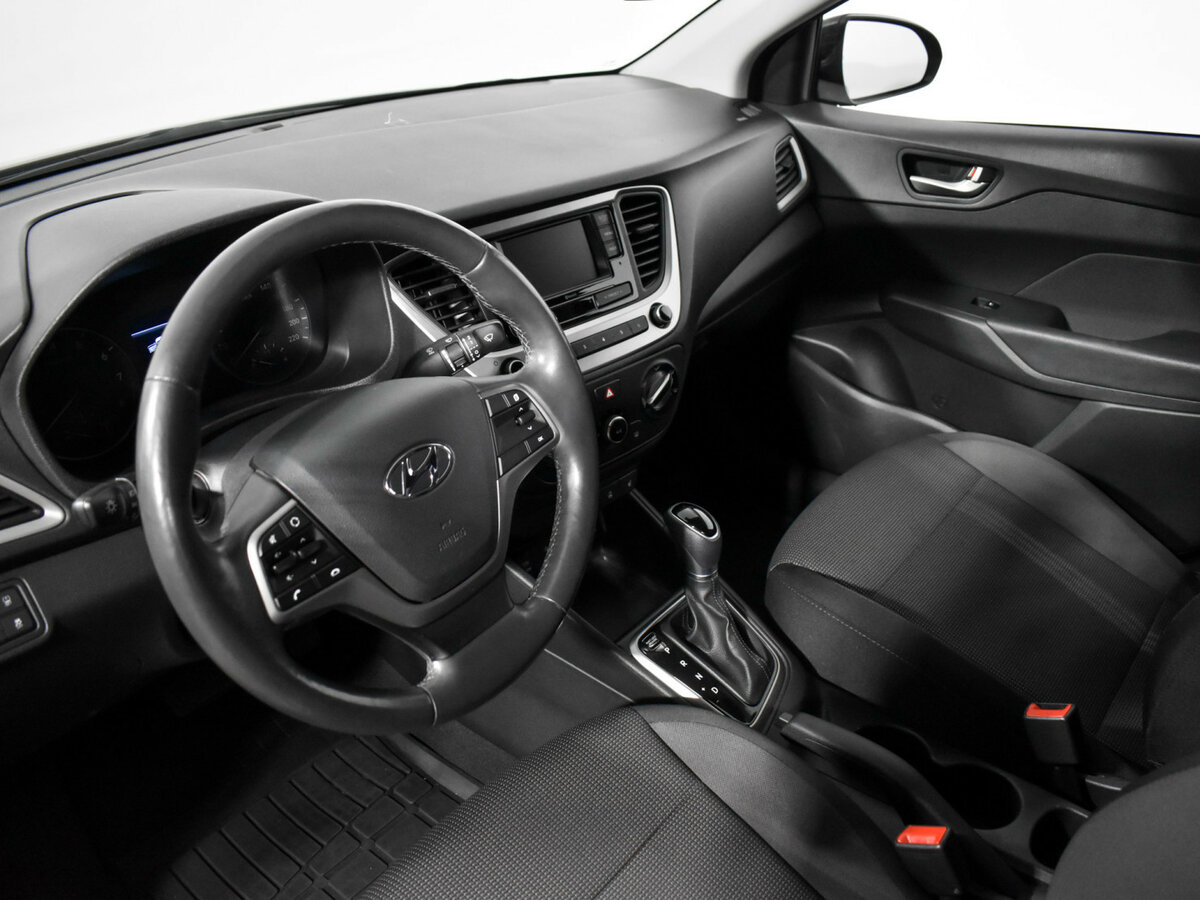 Hyundai Solaris II, 2017 Фото №9