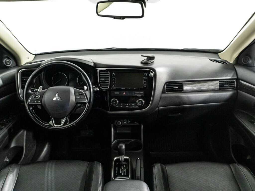 Mitsubishi Outlander, 2016 Фото №13
