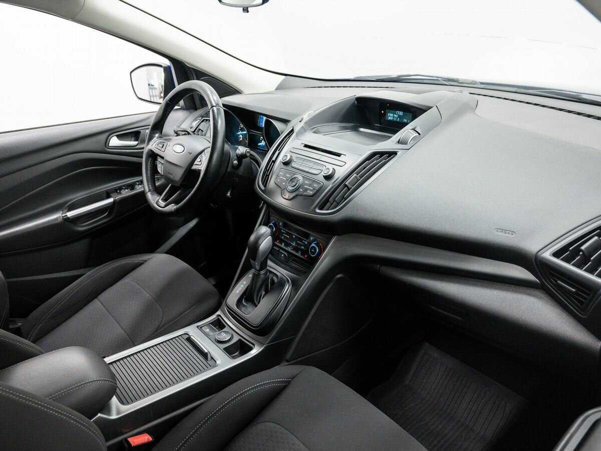 Ford Kuga, 2017 Фото №8