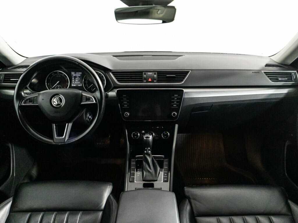 Skoda Superb, 2018 Фото №13