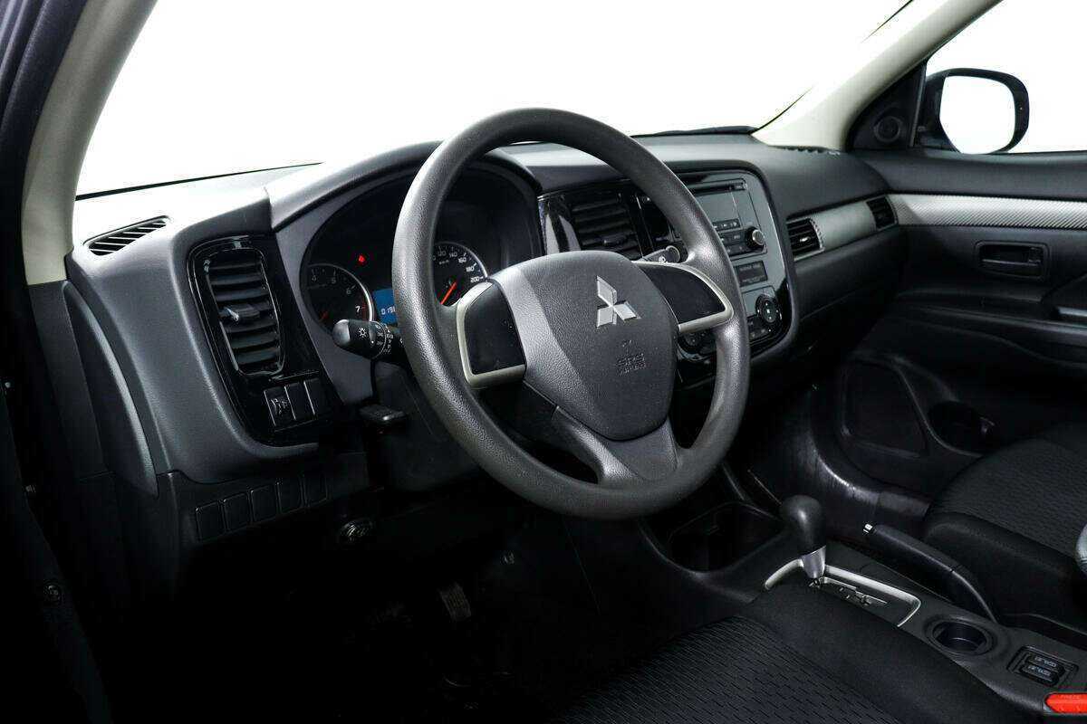 Mitsubishi Outlander, 2012 Фото №13