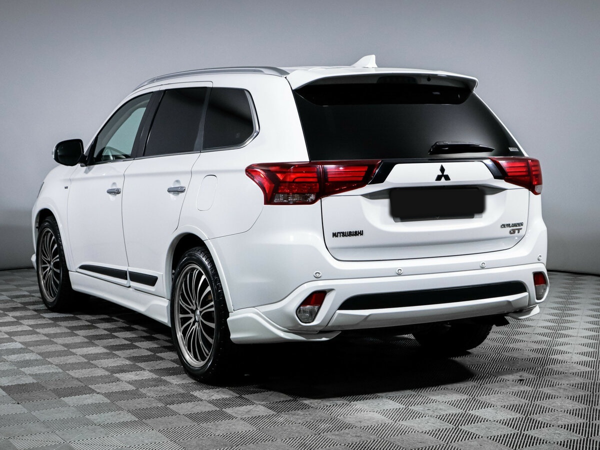 Mitsubishi Outlander III Рестайлинг 3, 2018 Фото №7