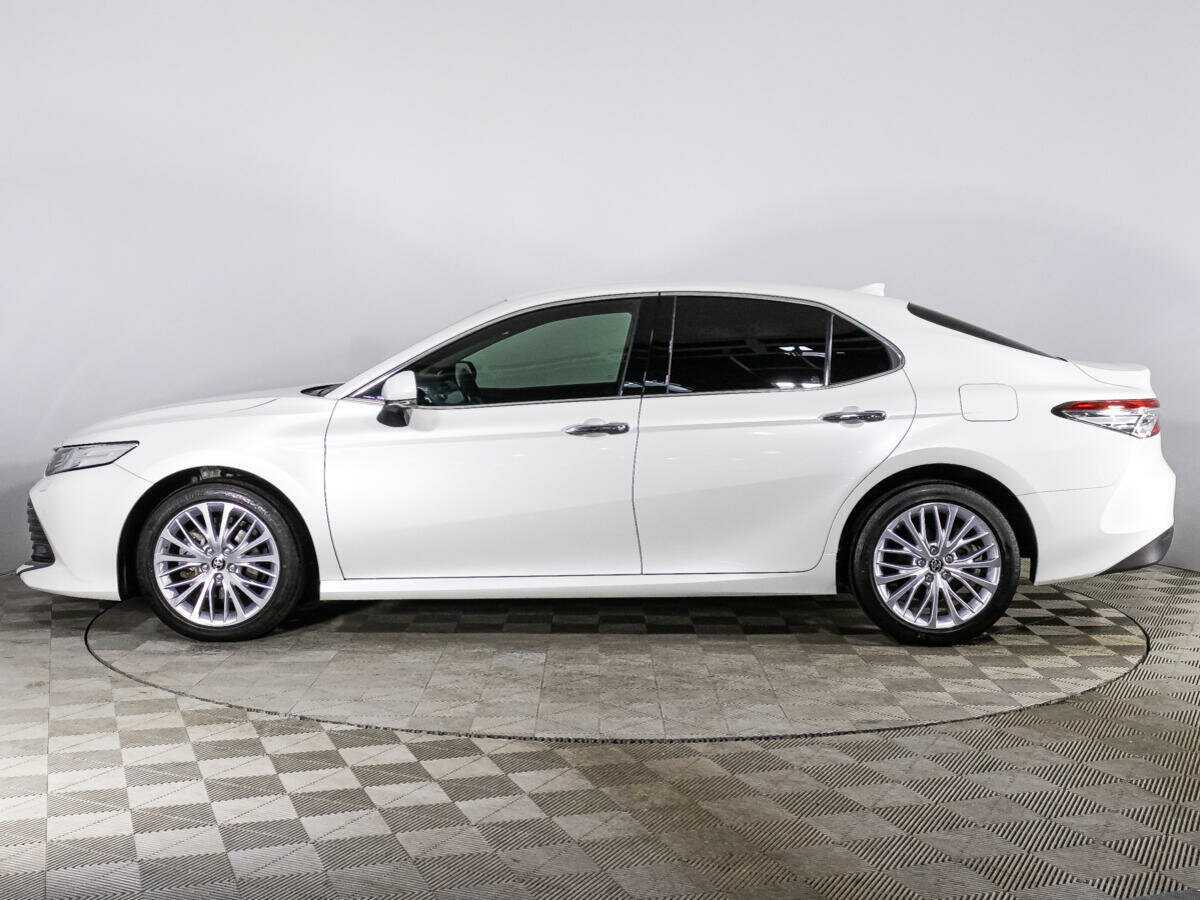 Toyota Camry, 2020 Фото №8