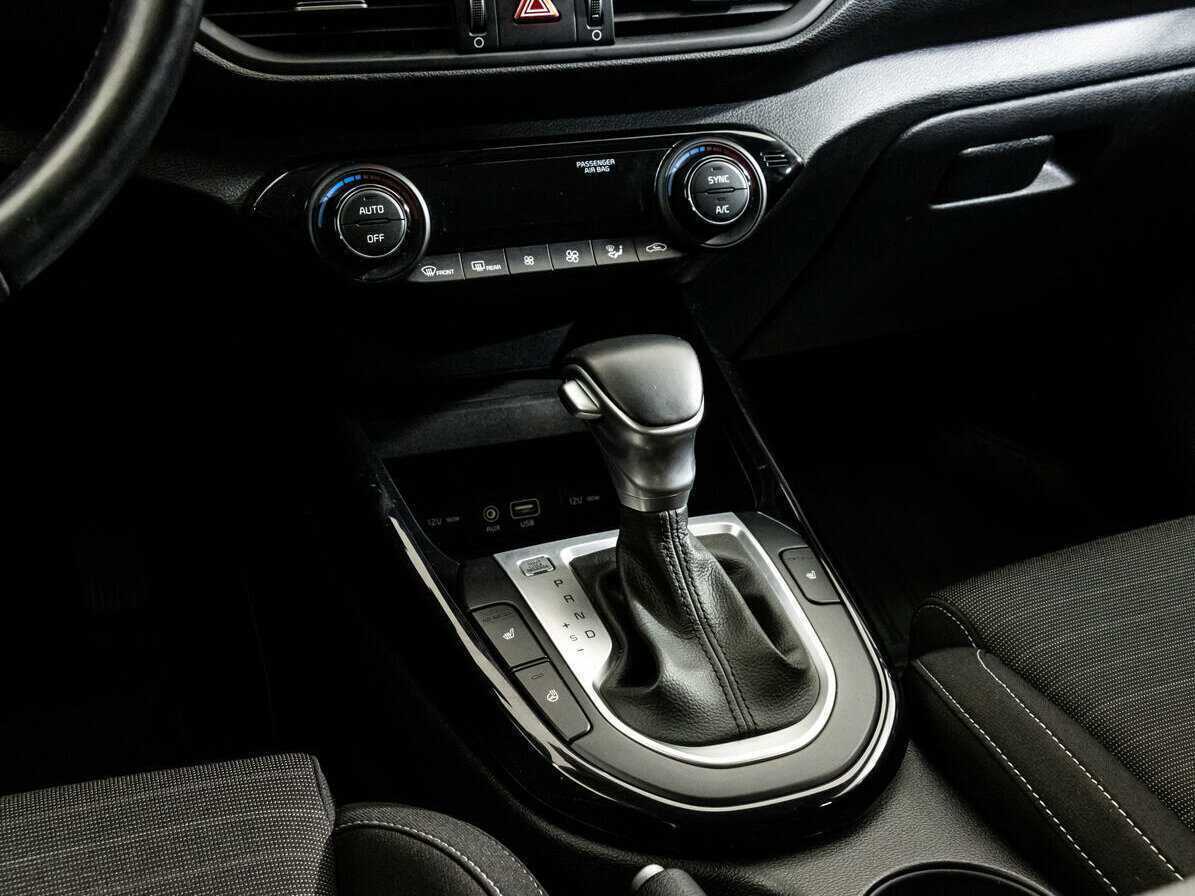 Kia Cerato, 2019 Фото №14