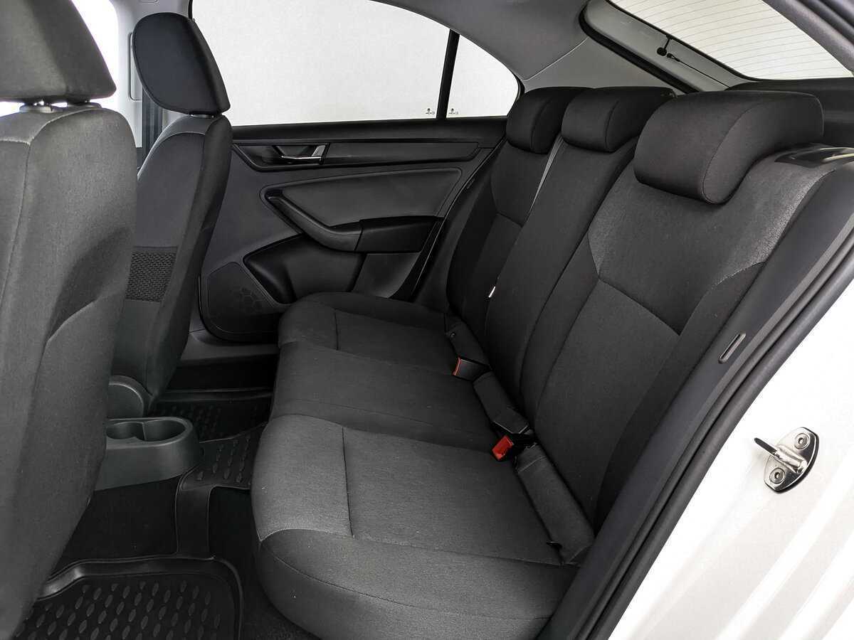 Skoda Rapid, 2018 Фото №14
