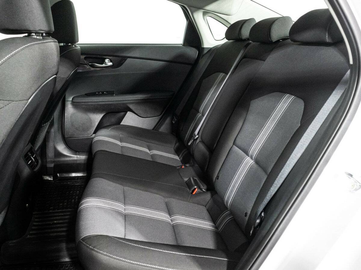 Kia Cerato, 2021 Фото №11