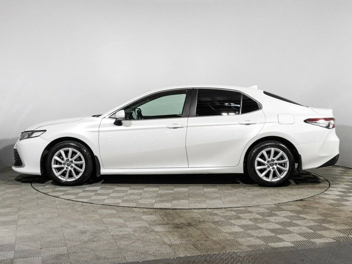 Toyota Camry, 2021 Фото №8