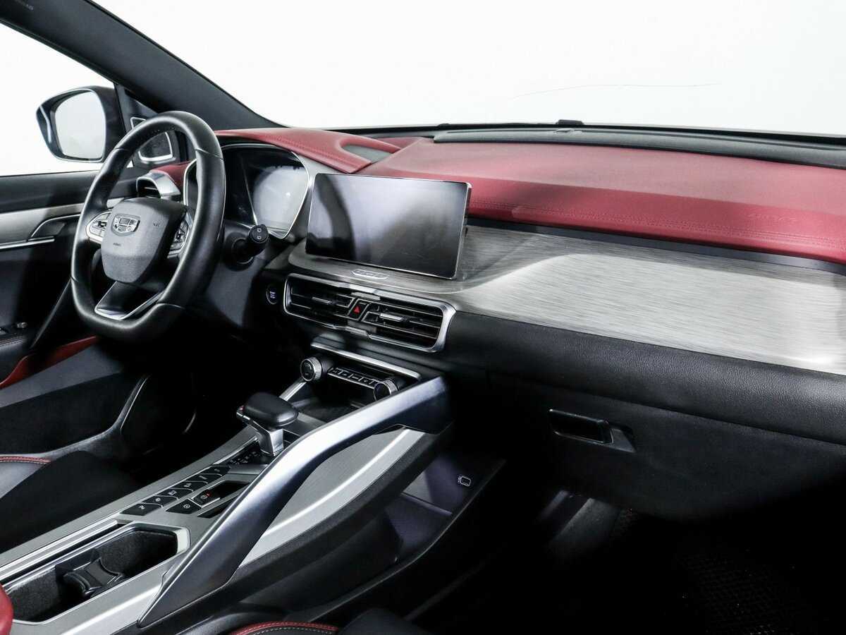 Geely Coolray, 2022 Фото №6