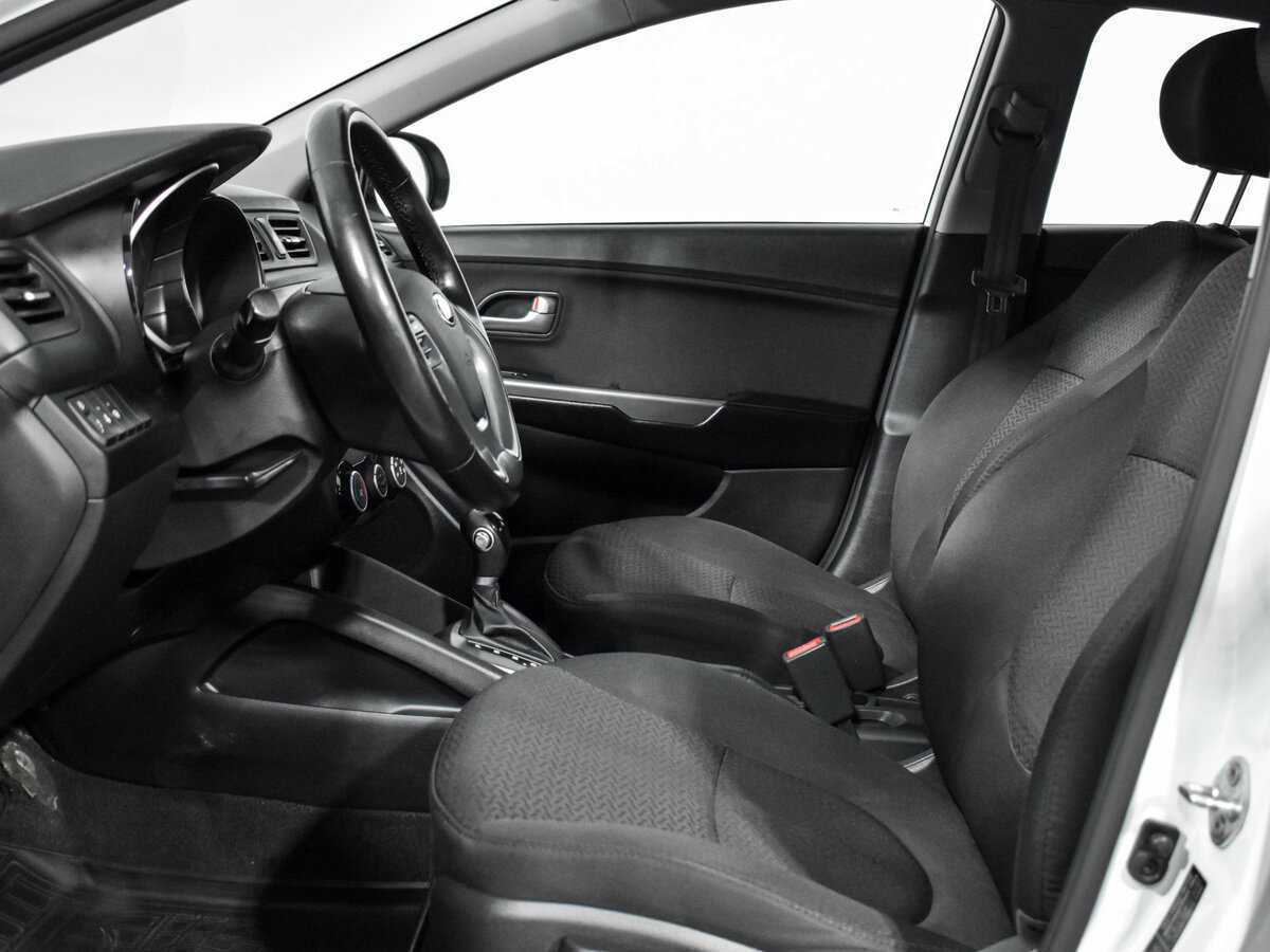 Kia Rio, 2016 Фото №15