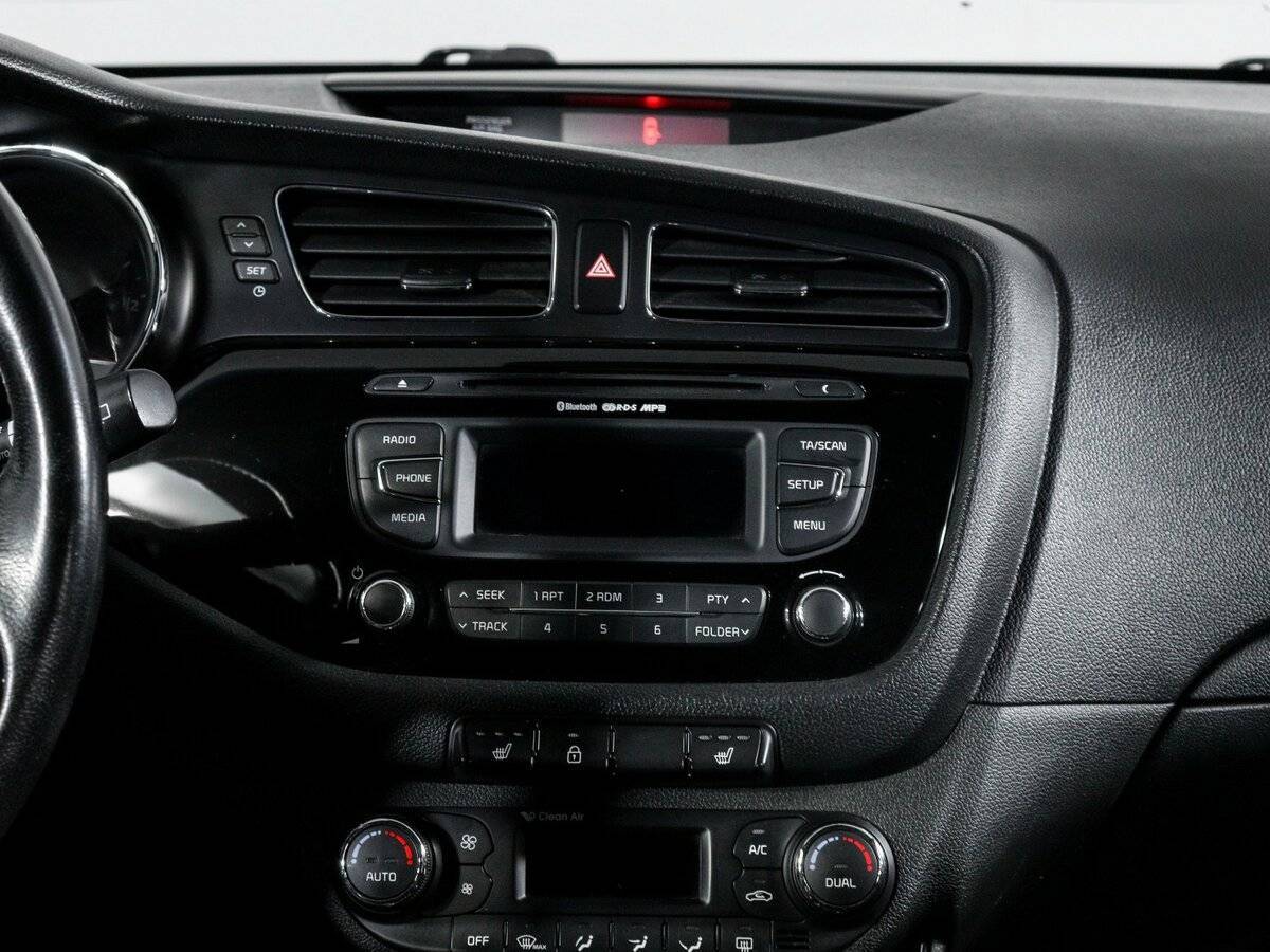 Kia Ceed, 2012 Фото №14