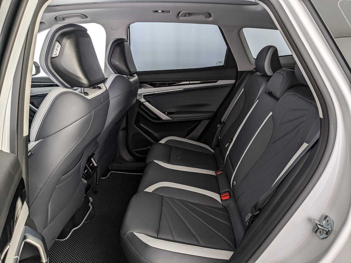 Geely Atlas, 2024 Фото №13