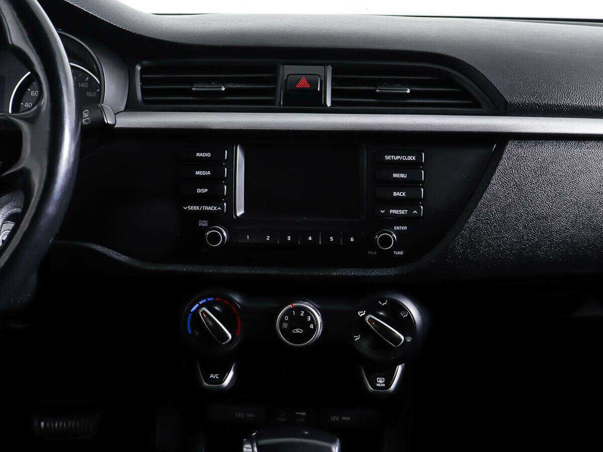 Kia Rio X-Line, 2018 Фото №12