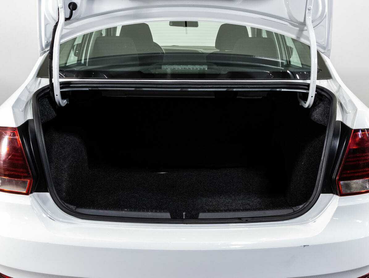 Volkswagen Polo, 2020 Фото №16