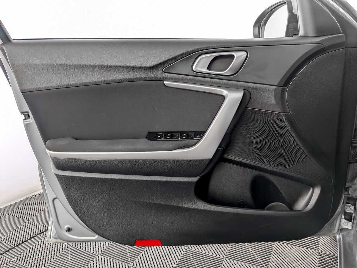 Kia Ceed, 2021 Фото №15