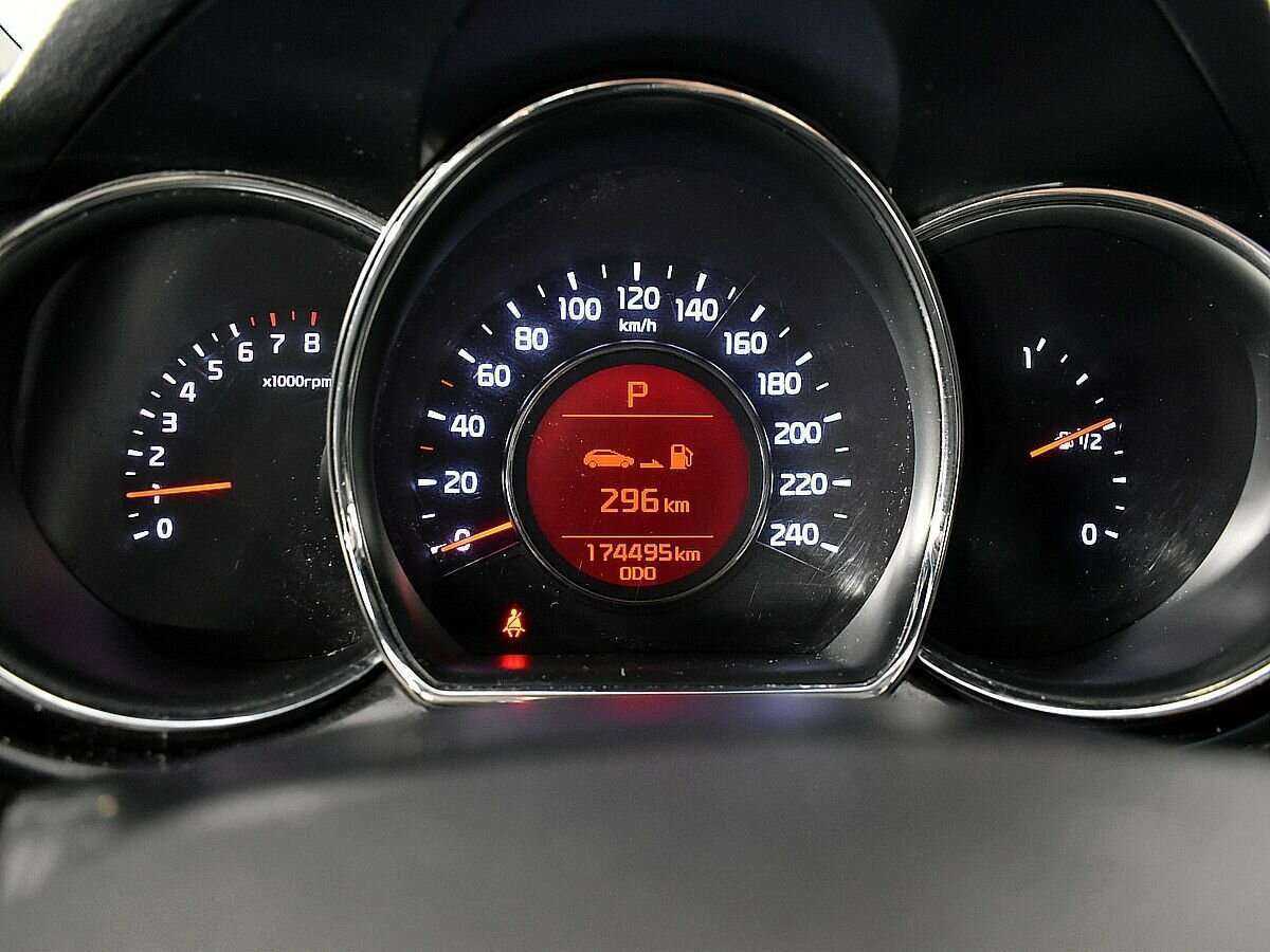 Kia Ceed, 2015 Фото №12