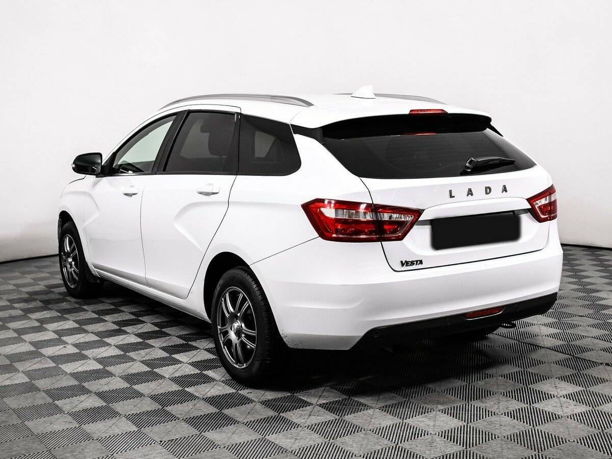 Lada (ВАЗ) Vesta SW, 2020 Фото №7