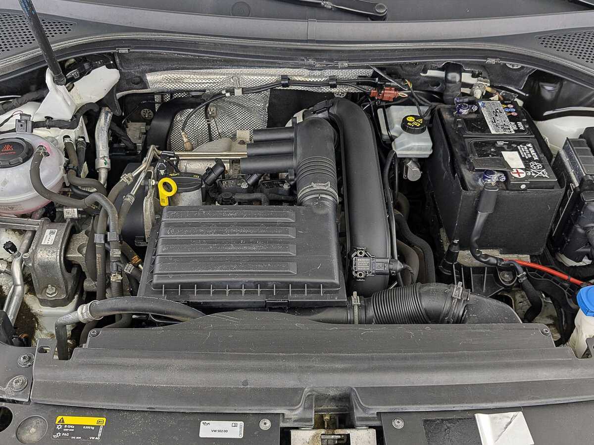 Volkswagen Tiguan, 2018 Фото №9