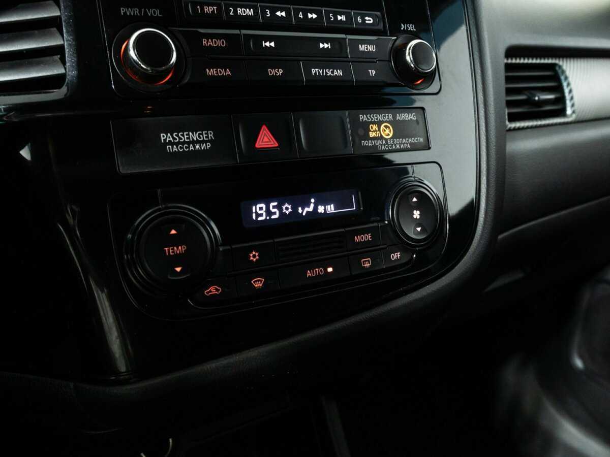 Mitsubishi Outlander, 2013 Фото №15