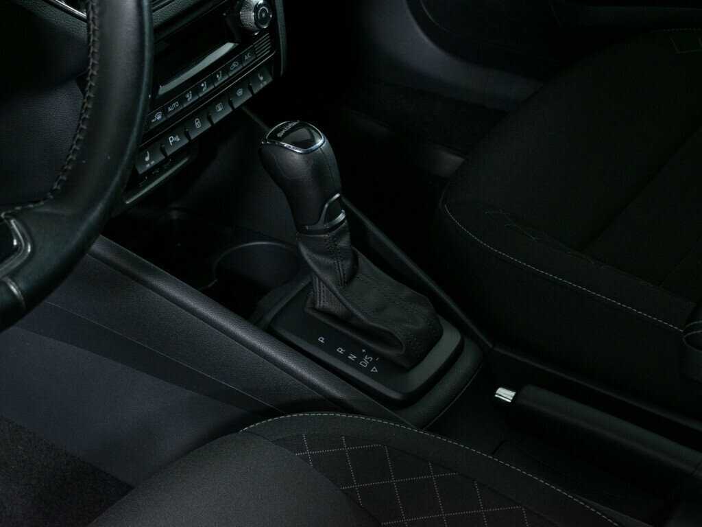 Skoda Rapid, 2021 Фото №12