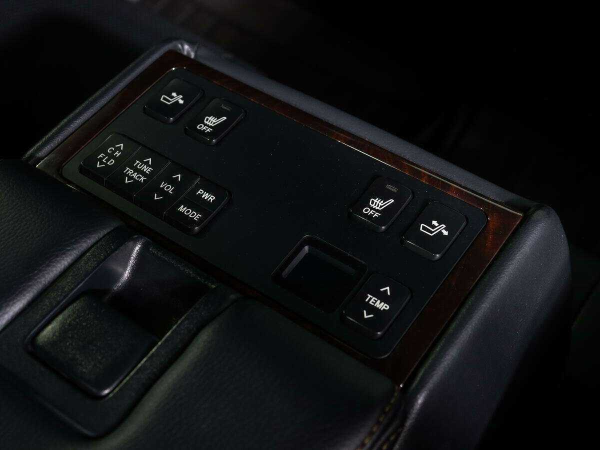 Toyota Camry, 2017 Фото №15