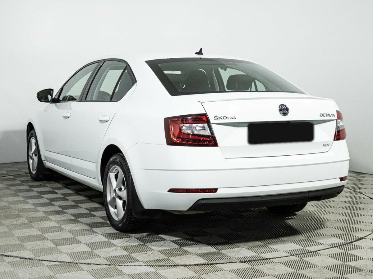 Skoda Octavia III (A7) Рестайлинг, 2017 Фото №7