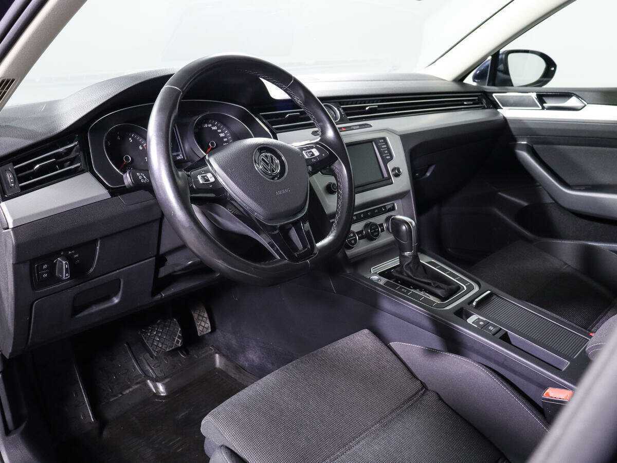 Volkswagen Passat, 2016 Фото №12