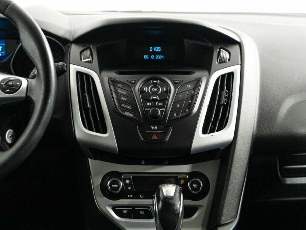 Ford Focus, 2014 Фото №14