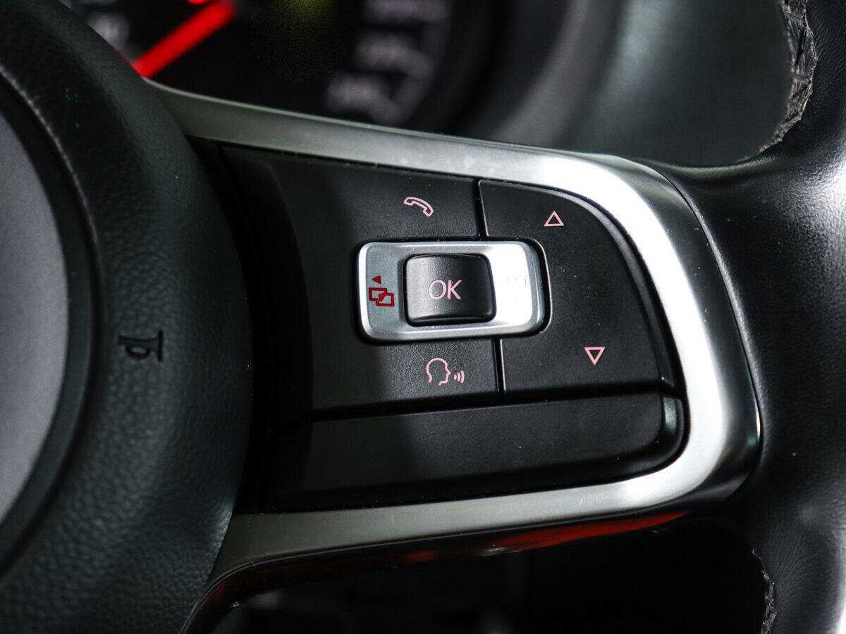 Volkswagen Polo, 2018 Фото №19