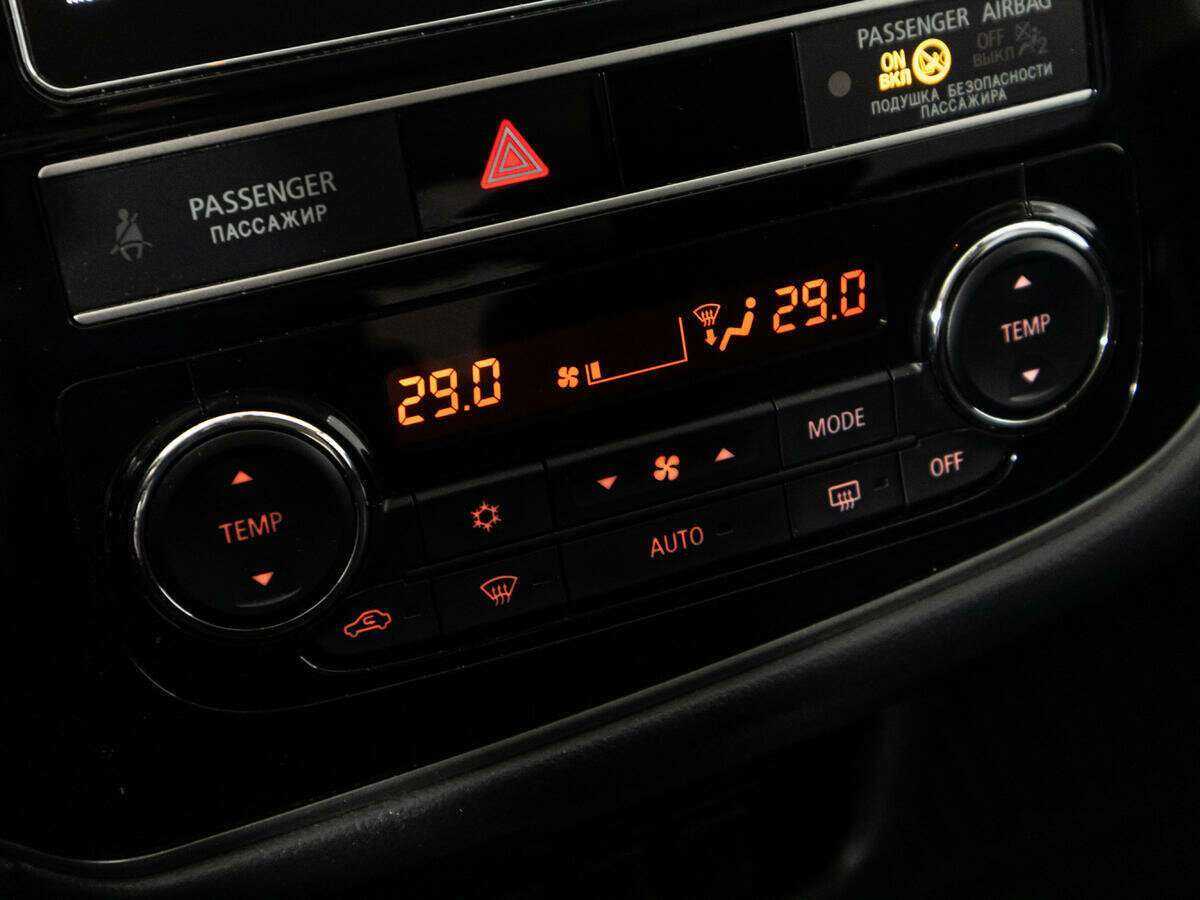 Mitsubishi Outlander, 2019 Фото №16