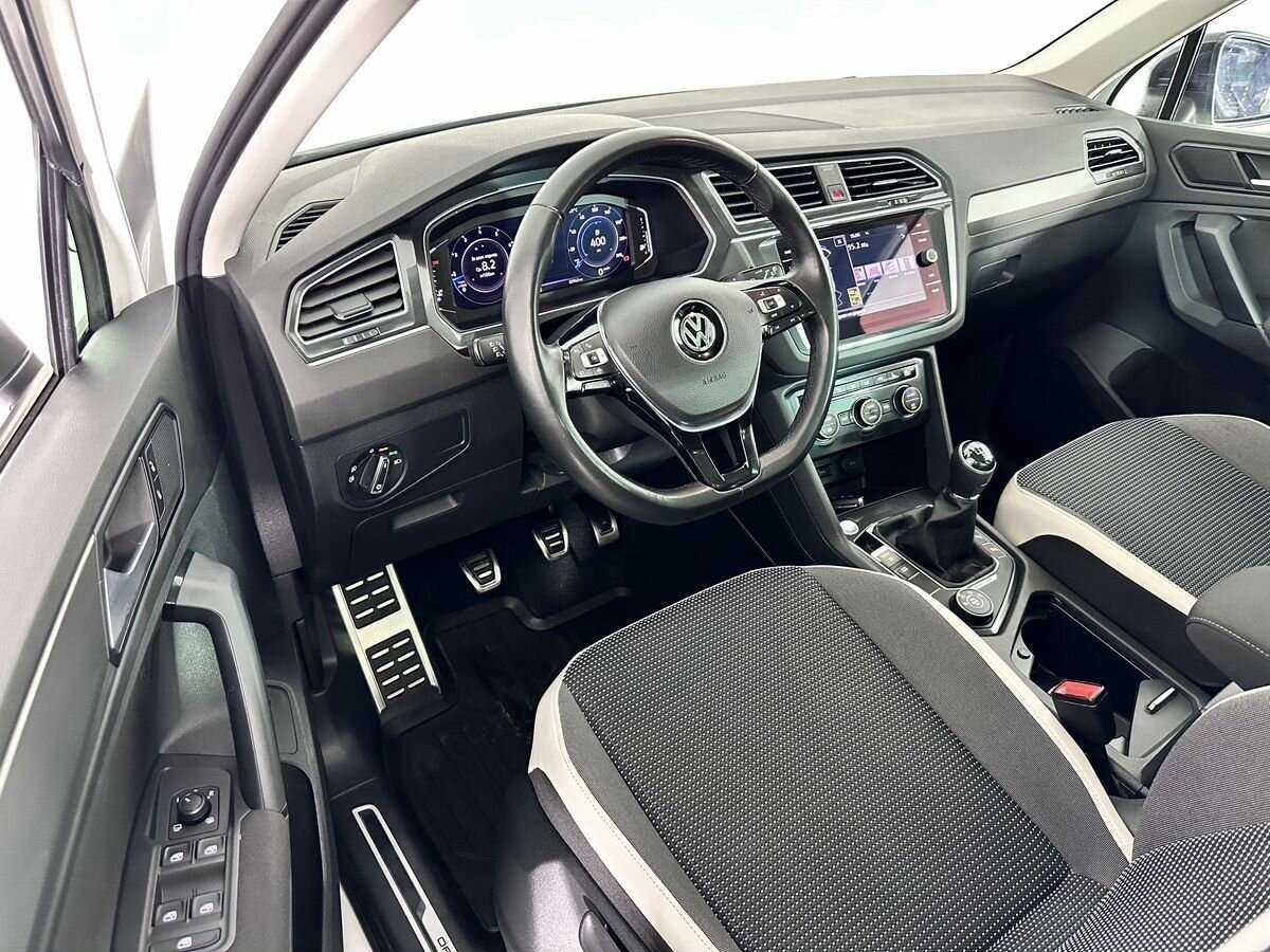 Volkswagen Tiguan, 2019 Фото №7