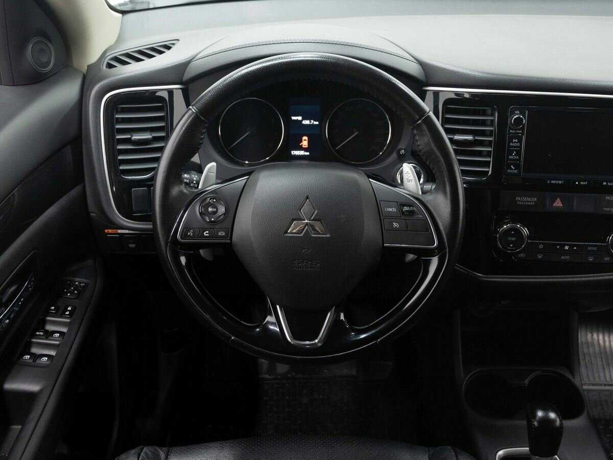 Mitsubishi Outlander, 2016 Фото №16