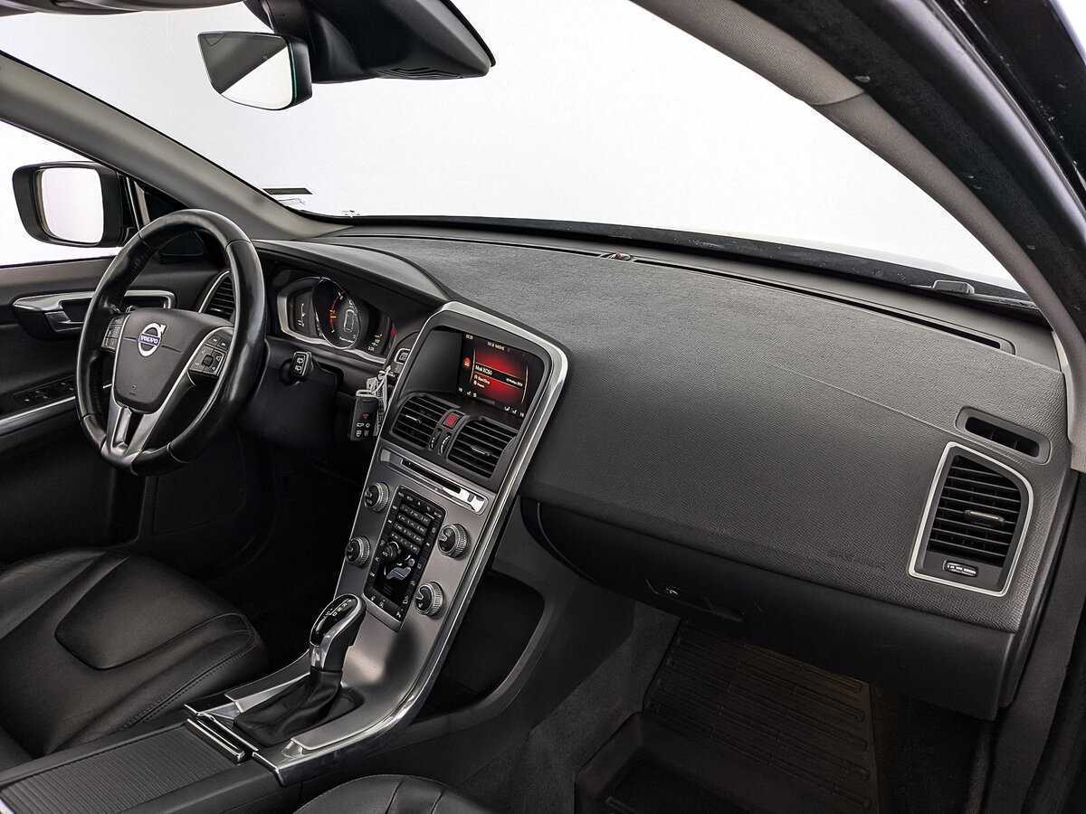 Volvo XC60, 2017 Фото №11